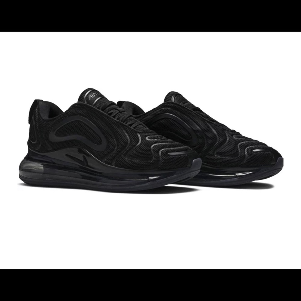 Rare Nike 720  . Ships same day